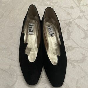 Vintage details Black Suede Women's Shoes